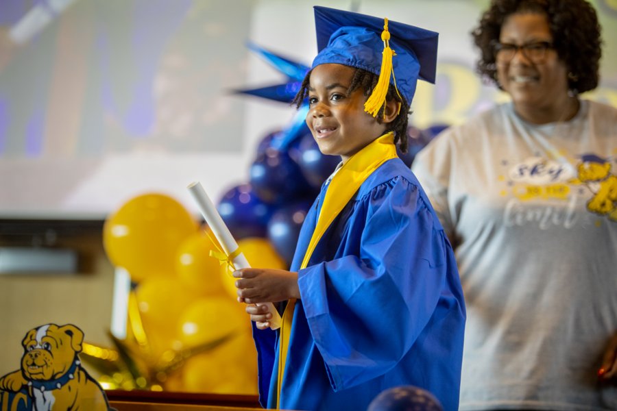 Child Lab Graduation 2023 7730 - Resized - 900px - 150 dpi